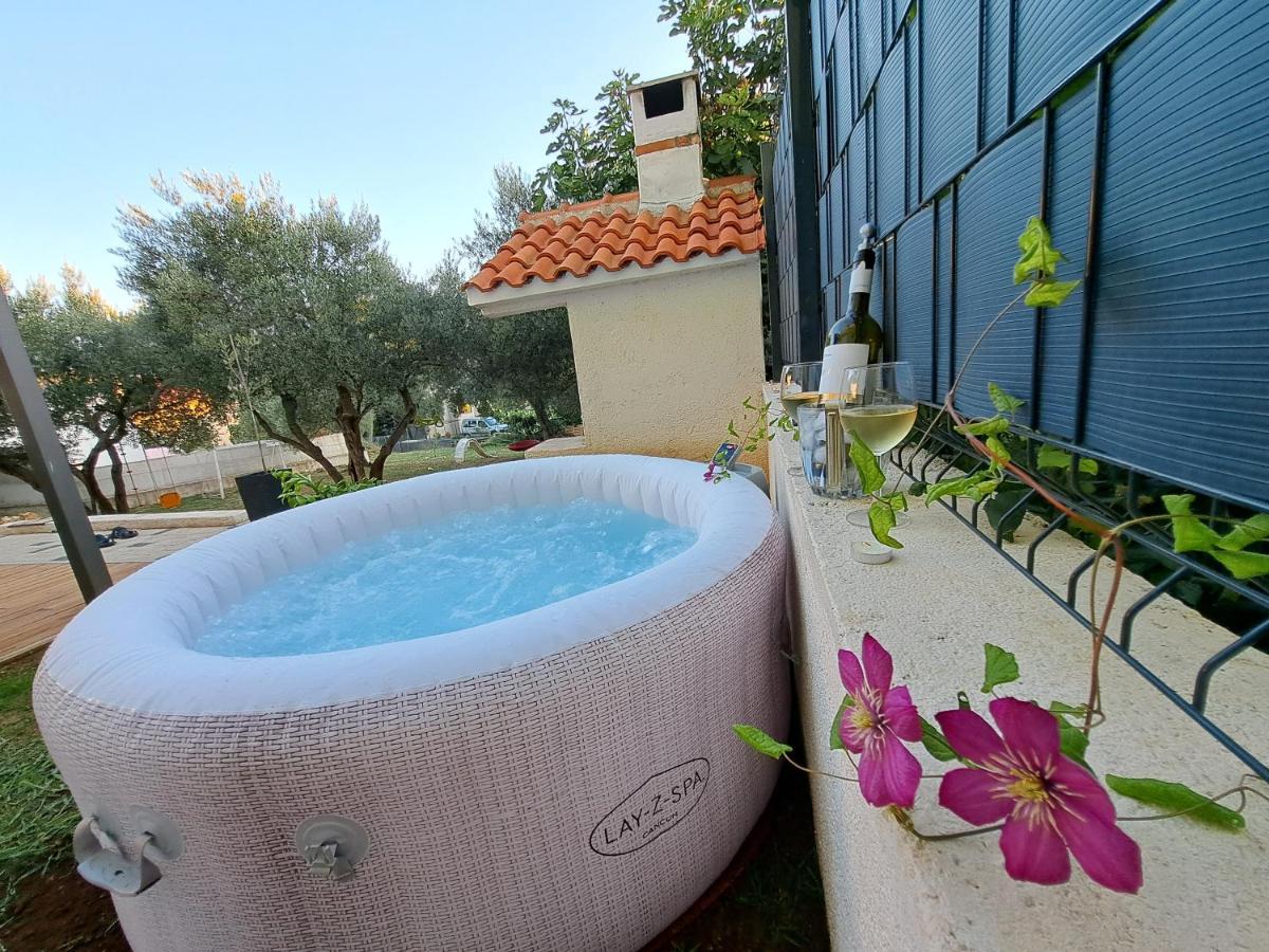 Apartamento Jalumi Zadar Exterior foto