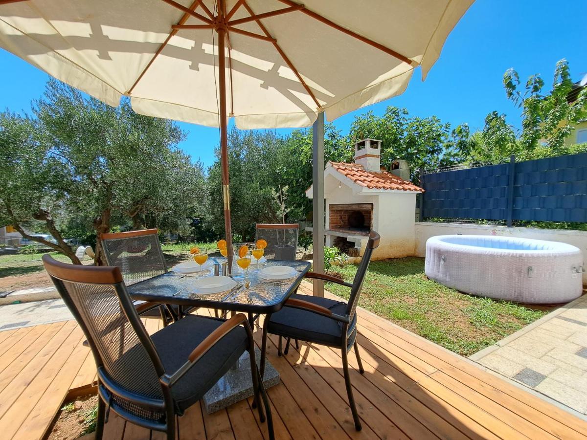 Apartamento Jalumi Zadar Exterior foto