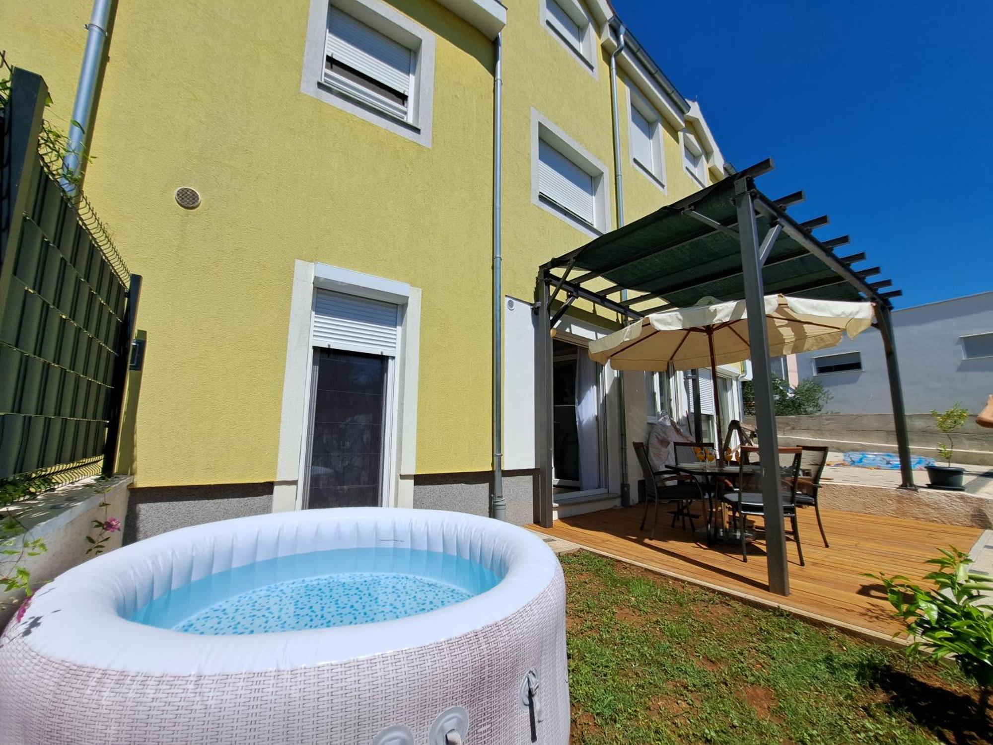 Apartamento Jalumi Zadar Exterior foto